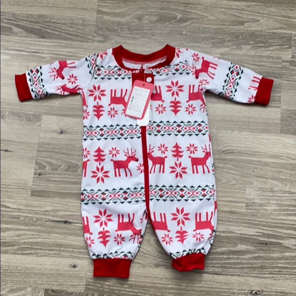NWT Infant sleepwear